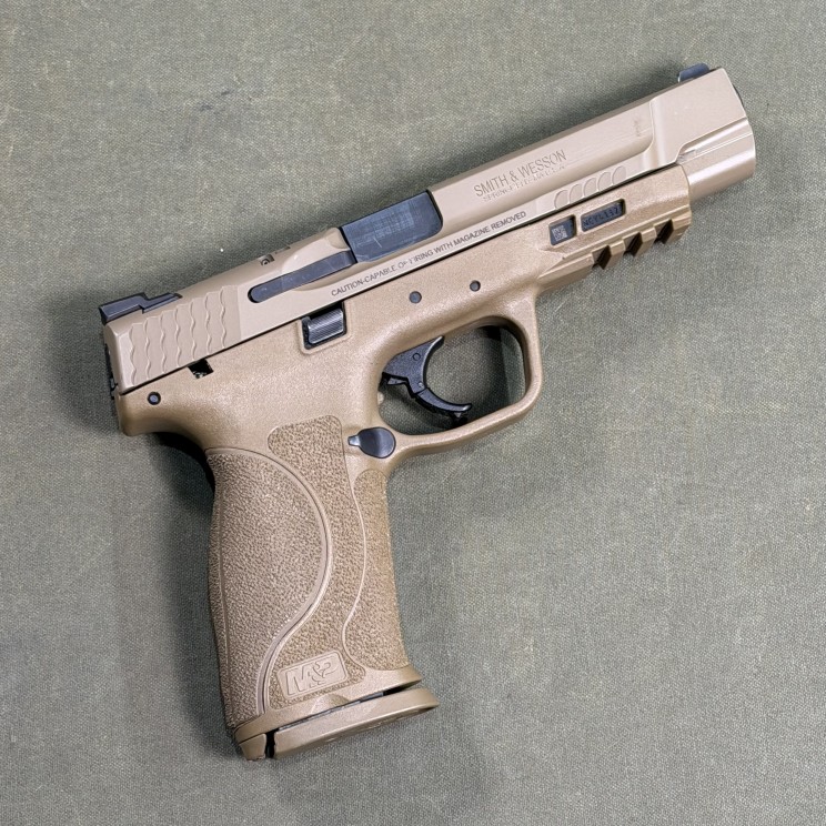 Smith & Wesson M&P 9 M2.0 9mm - USED